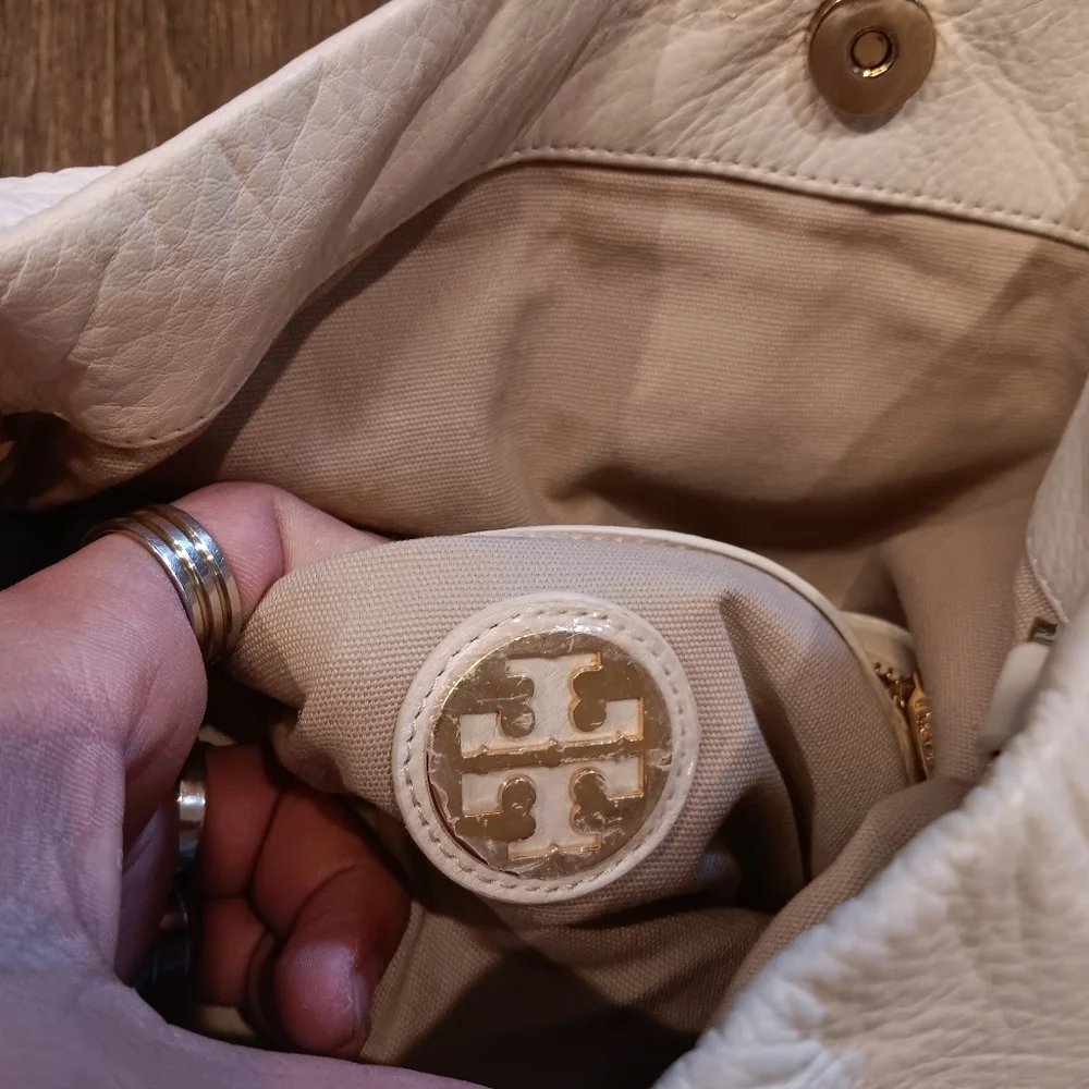 Tory Burch Amanda Foldover Convertible Crossbody Cream